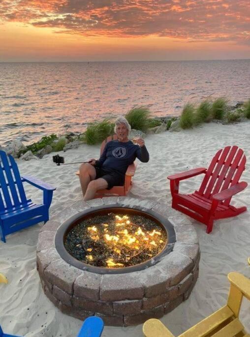 On The Rocks Villa Tampa Kültér fotó